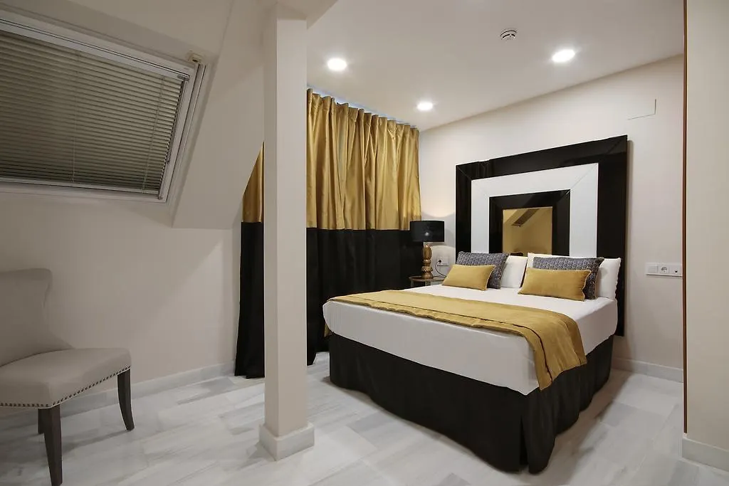 Bibo Suites Gran Via Granada 3*,