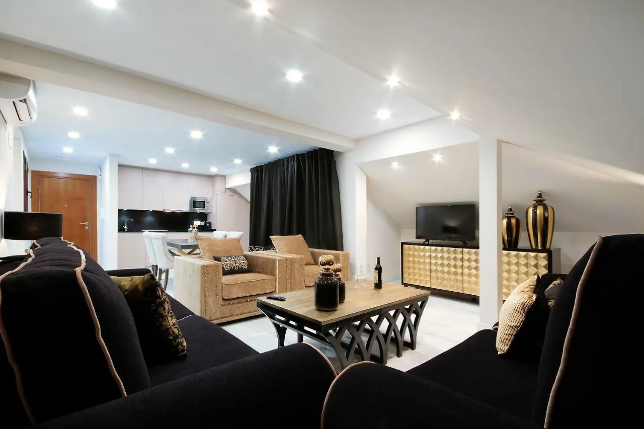 Bibo Suites Gran Via Granada Aparthotel