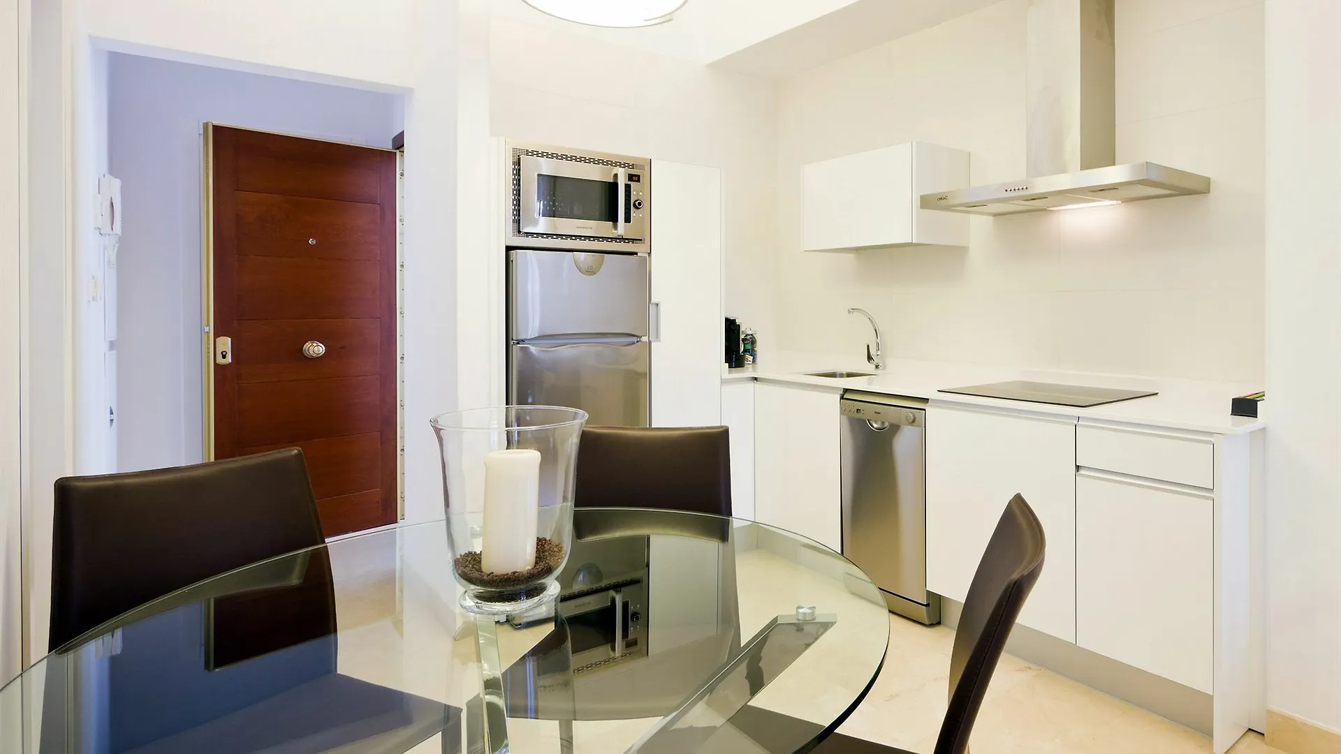 Aparthotel Bibo Suites Gran Via Granada