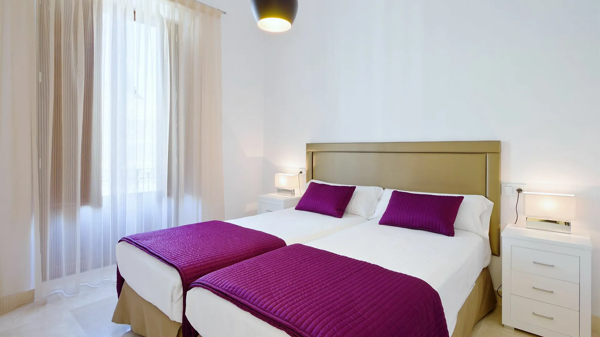 Aparthotel Bibo Suites Gran Via Granada